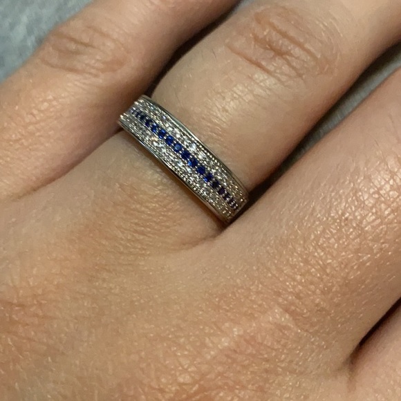 New 925 Sterling silver Diamond Band Ring - Picture 7 of 9